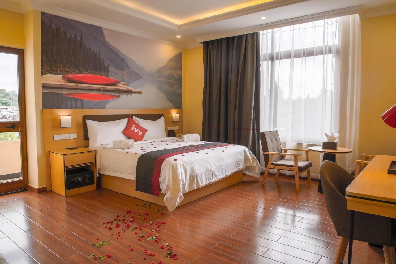 Ivy Hotel, Bishoftu Bagian luar foto