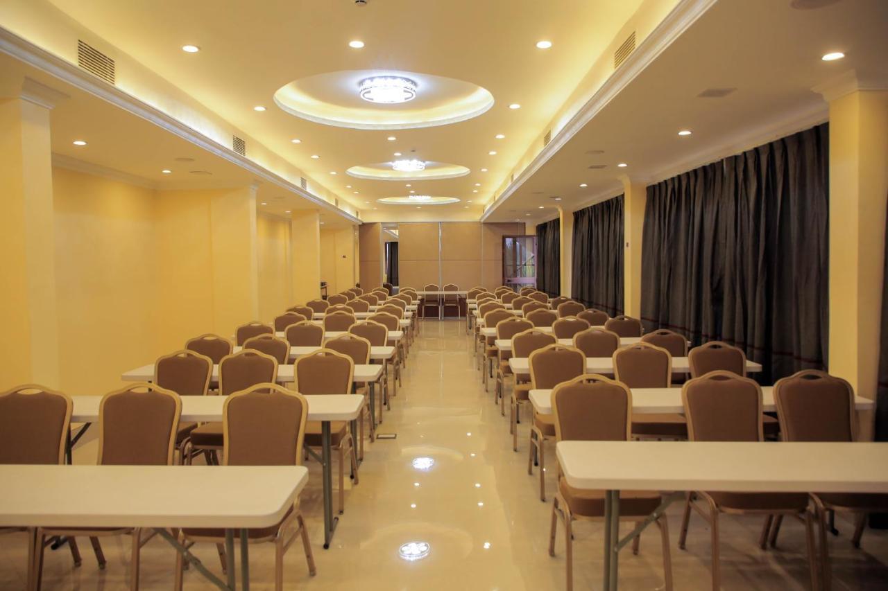Ivy Hotel, Bishoftu Bagian luar foto
