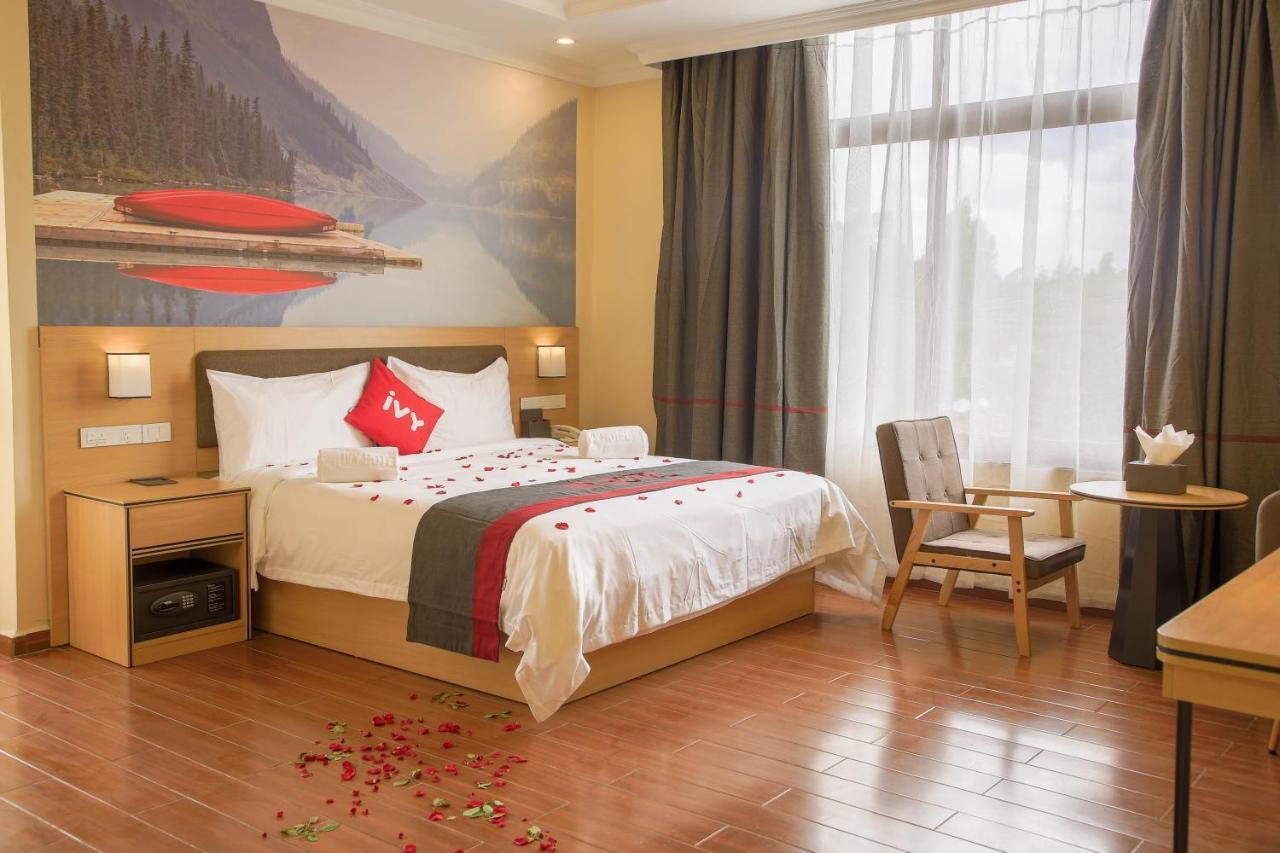 Ivy Hotel, Bishoftu Bagian luar foto